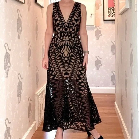 BCBGMAXAZRIA Maranda Burnout Black Lace
Dress Gown Fit Flare Size 0 - Picture 2 of 13